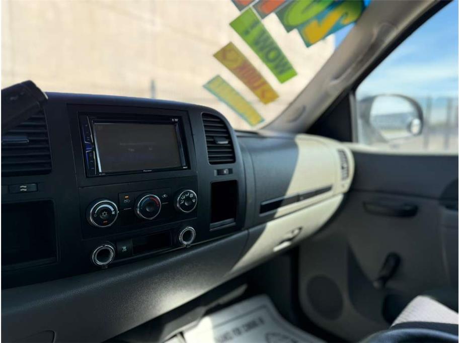 2011 Chevrolet Silverado 1500 Work Truck - Photo 11