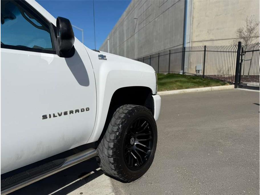 2011 Chevrolet Silverado 1500 Work Truck - Photo 8