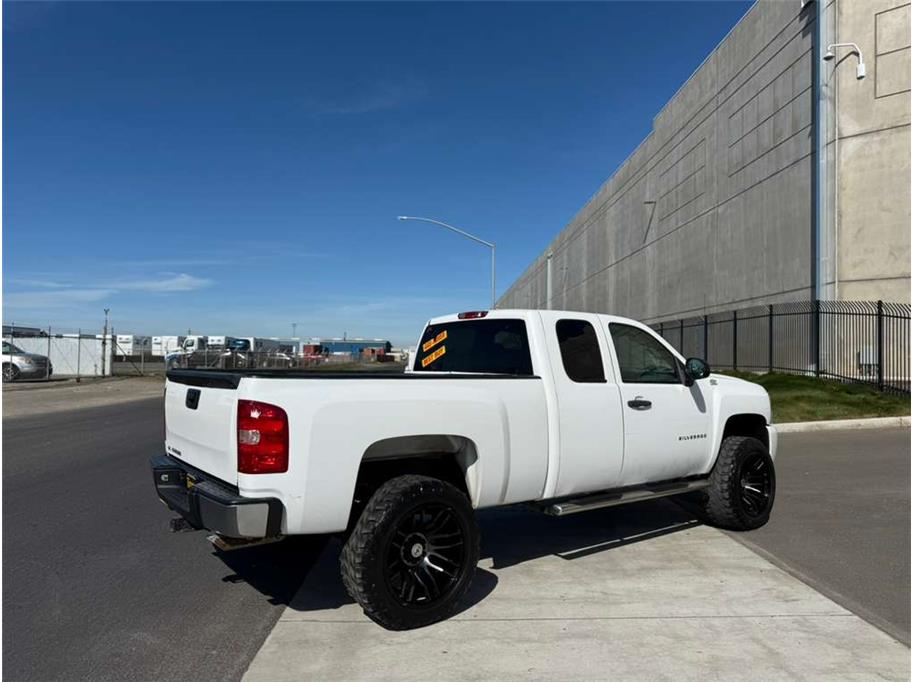 2011 Chevrolet Silverado 1500 Work Truck - Photo 9