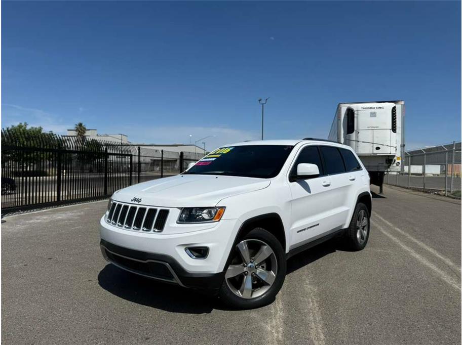 2016 Jeep Grand Cherokee Laredo E 4WD's photo