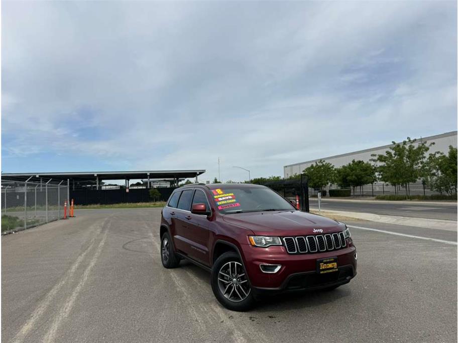 2018 Jeep Grand Cherokee Laredo E's photo