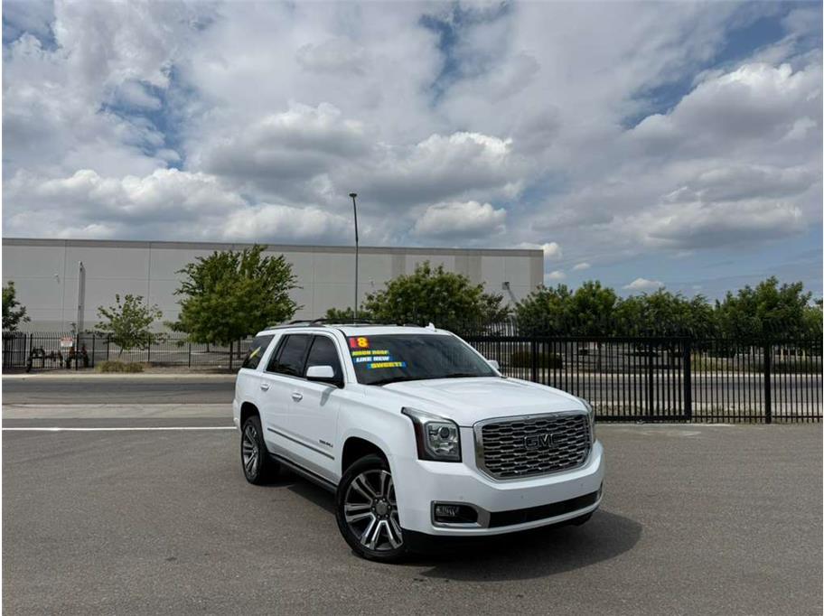 2018 GMC Yukon 4WD Denali's photo