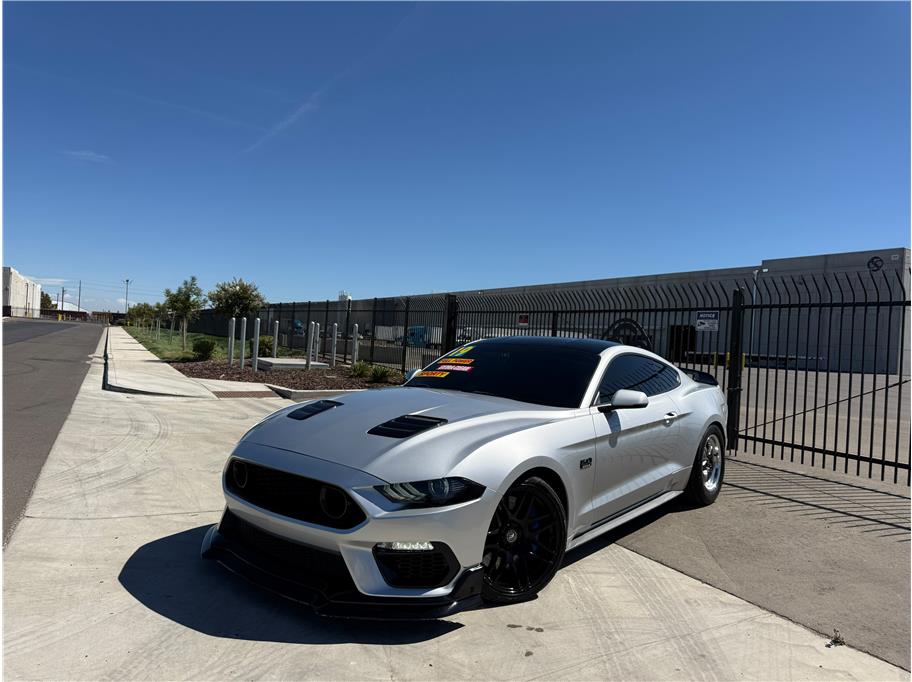 2019 Ford Mustang