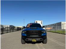 Vehicle Thumb #4