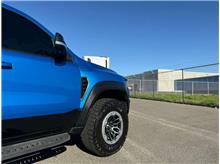 Vehicle Thumb #9
