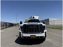 Vehicle Thumb #8