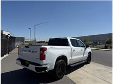 Vehicle Thumb #16