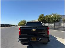 Vehicle Thumb #7
