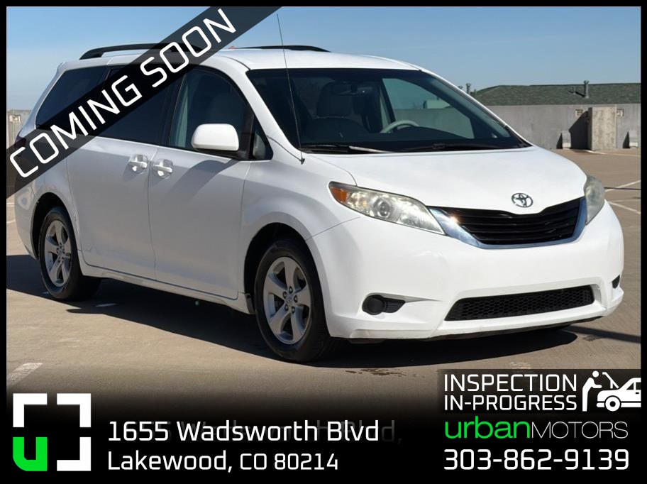2011 Toyota Sienna LE