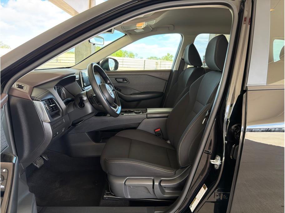 2023 Nissan Rogue S - Photo 10