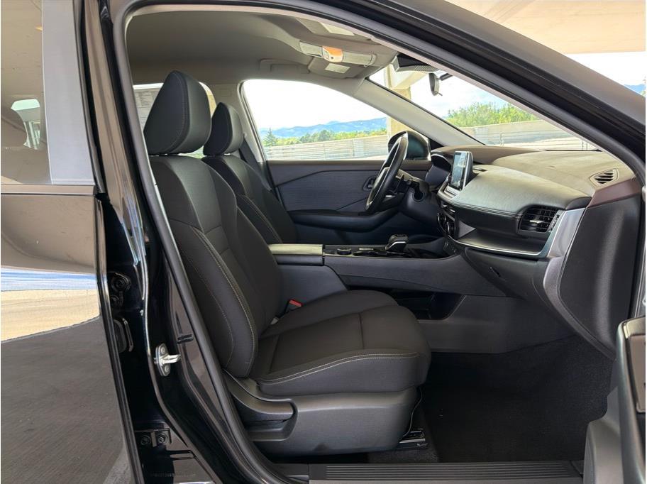2023 Nissan Rogue S - Photo 14