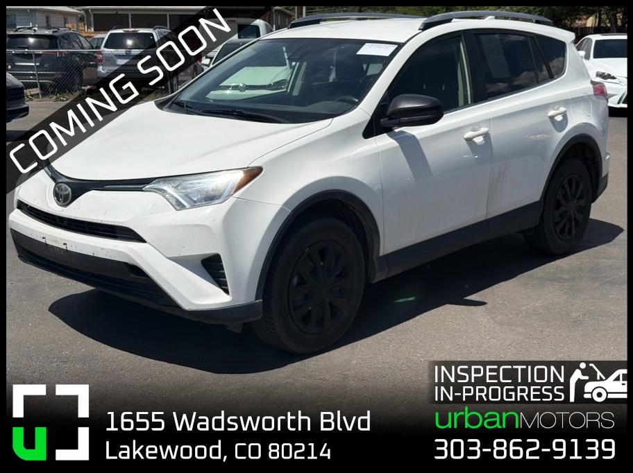 2018 Toyota RAV4 LE's photo