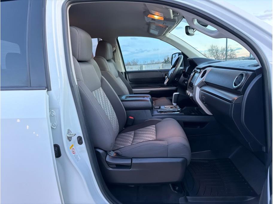2019 Toyota Tundra SR5 - Photo 15