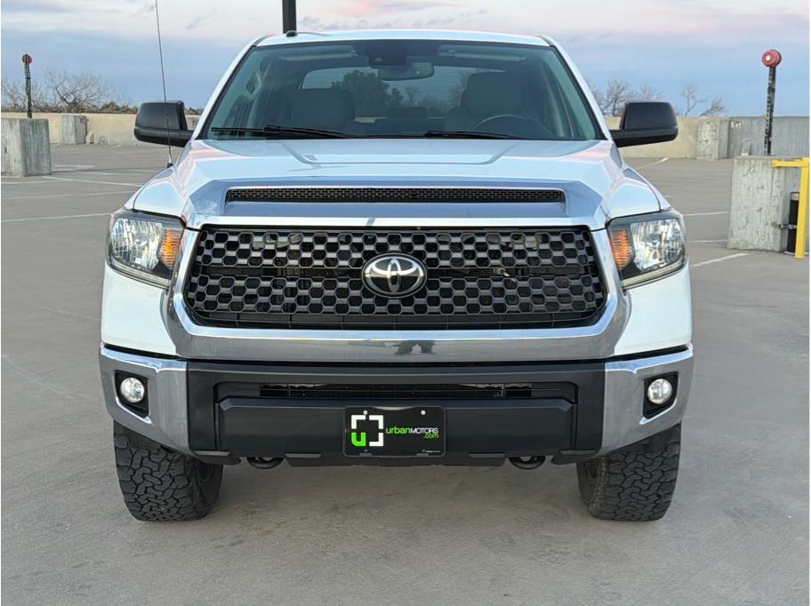 2019 Toyota Tundra SR5 - Photo 2