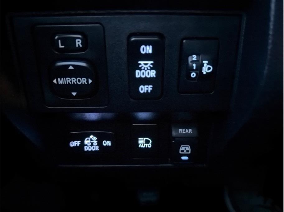 2019 Toyota Tundra SR5 - Photo 28