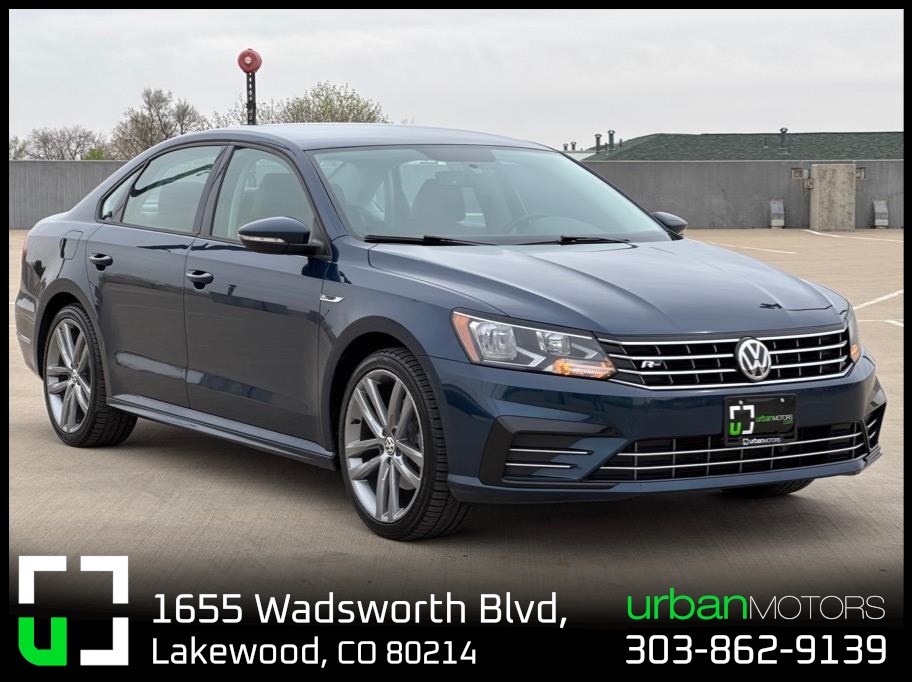 2018 Volkswagen Passat R-Line