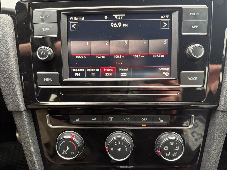 2021 Volkswagen Golf GTI S - Photo 18