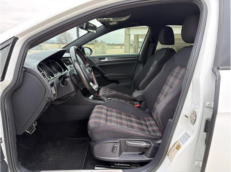 2021 Volkswagen Golf GTI S - Photo 9