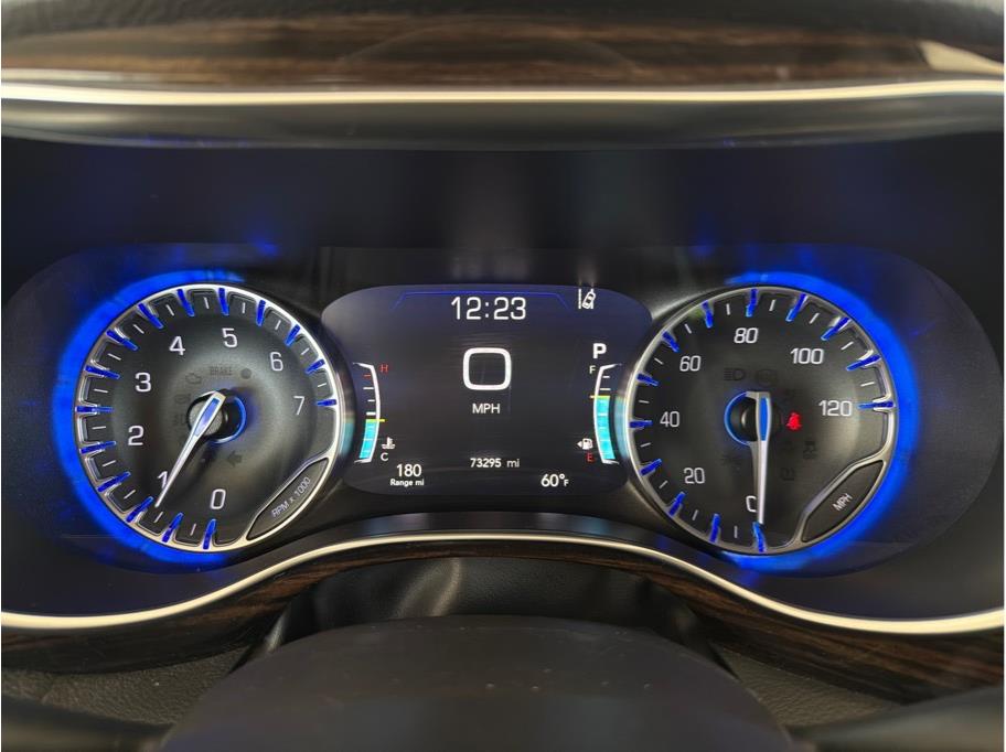 2023 Chrysler Pacifica Limited - Photo 17