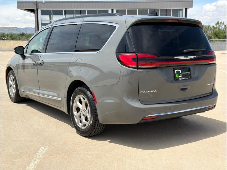 2023 Chrysler Pacifica Limited - Photo 6