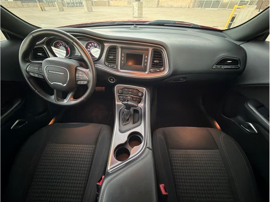 2016 Dodge Challenger SXT - Photo 14