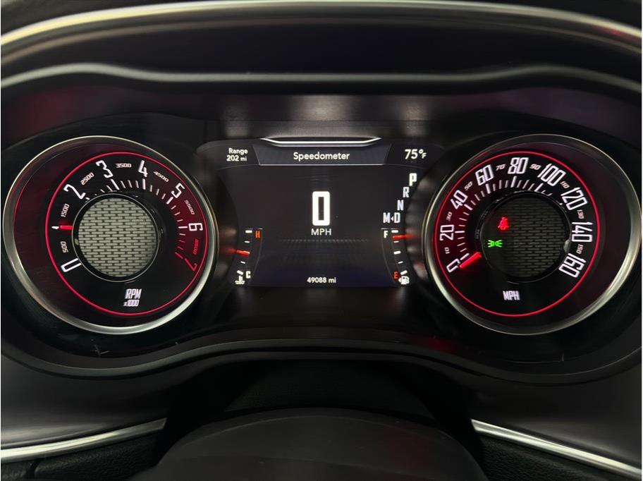 2016 Dodge Challenger SXT - Photo 15