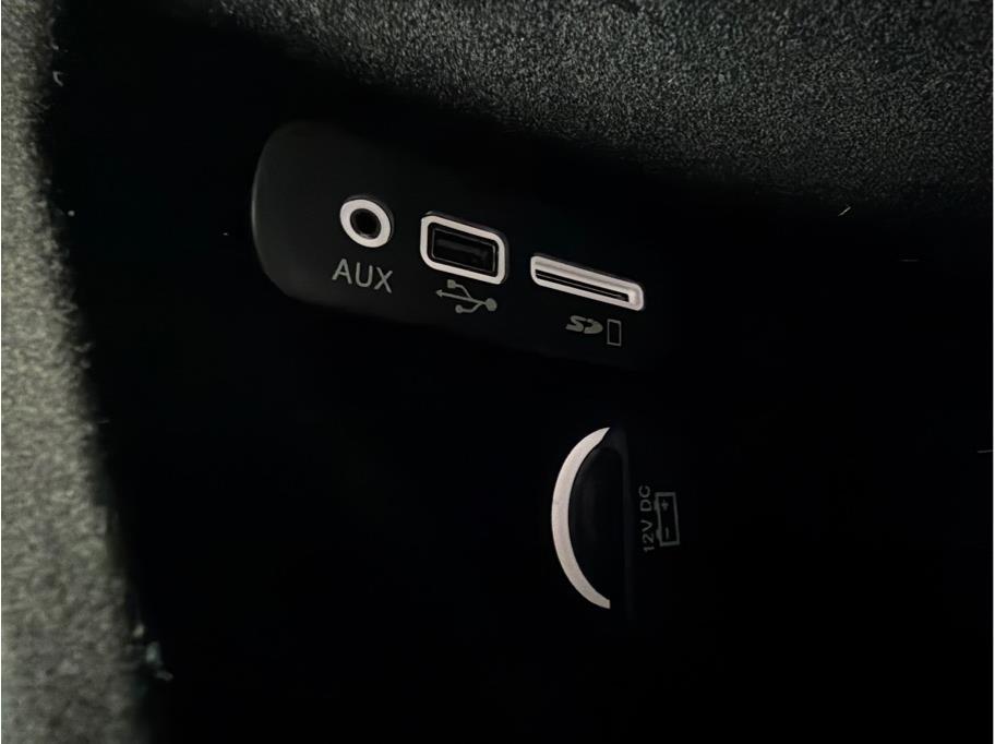 2016 Dodge Challenger SXT - Photo 22