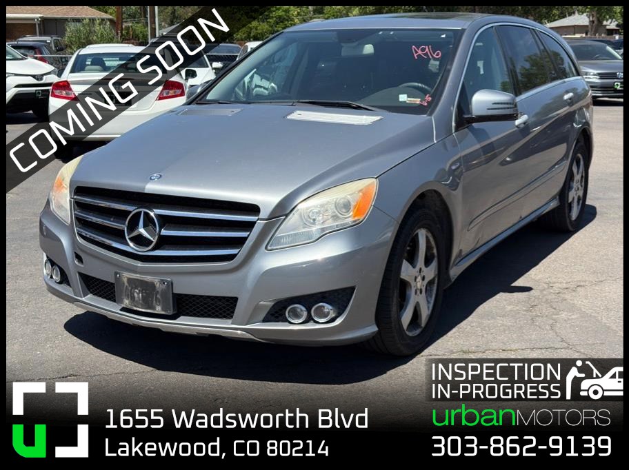 2011 Mercedes-Benz R-Class R350 BlueTEC's photo