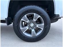 Vehicle Thumb #25