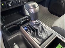 Vehicle Thumb #24