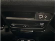 Vehicle Thumb #29