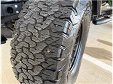 Vehicle Thumb #24