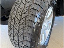 Vehicle Thumb #23
