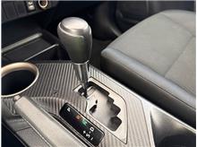 Vehicle Thumb #21
