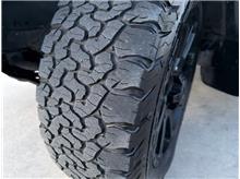 Vehicle Thumb #29