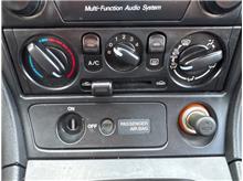 Vehicle Thumb #17