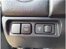 Vehicle Thumb #20