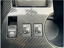 Vehicle Thumb #25