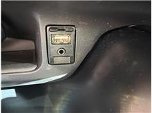 Vehicle Thumb #24