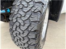 Vehicle Thumb #24
