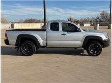 Vehicle Thumb #9