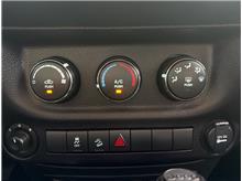 Vehicle Thumb #21