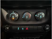 Vehicle Thumb #22