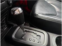 Vehicle Thumb #23
