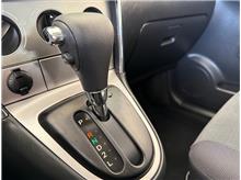 Vehicle Thumb #19