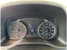 Vehicle Thumb #16