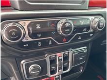 Vehicle Thumb #26