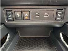 Vehicle Thumb #23