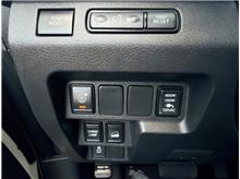 Vehicle Thumb #24