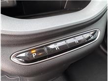 Vehicle Thumb #21
